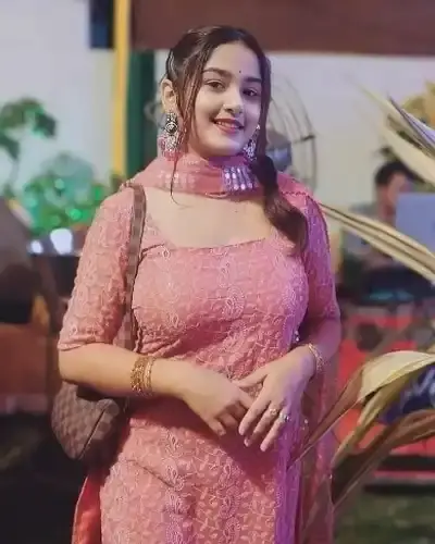 Call Girls Tikamgarh Cash On Delivery